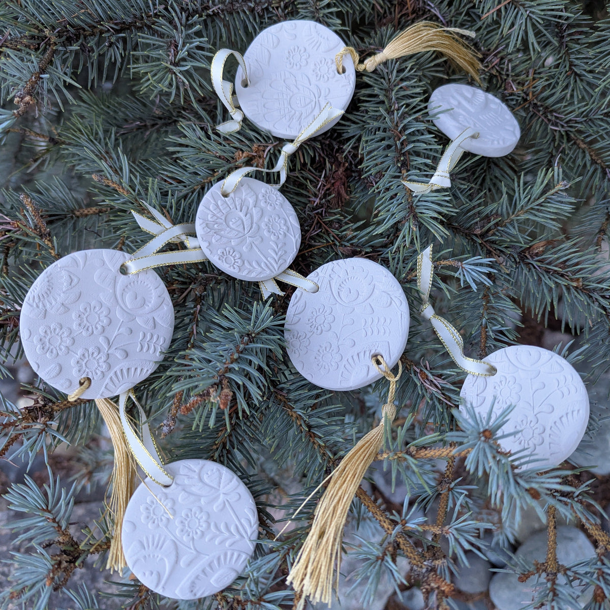 *Pre-order!* The Gentle Manifestor ~ Christmas Ritual Box '26 Fire • Scent • Light ~